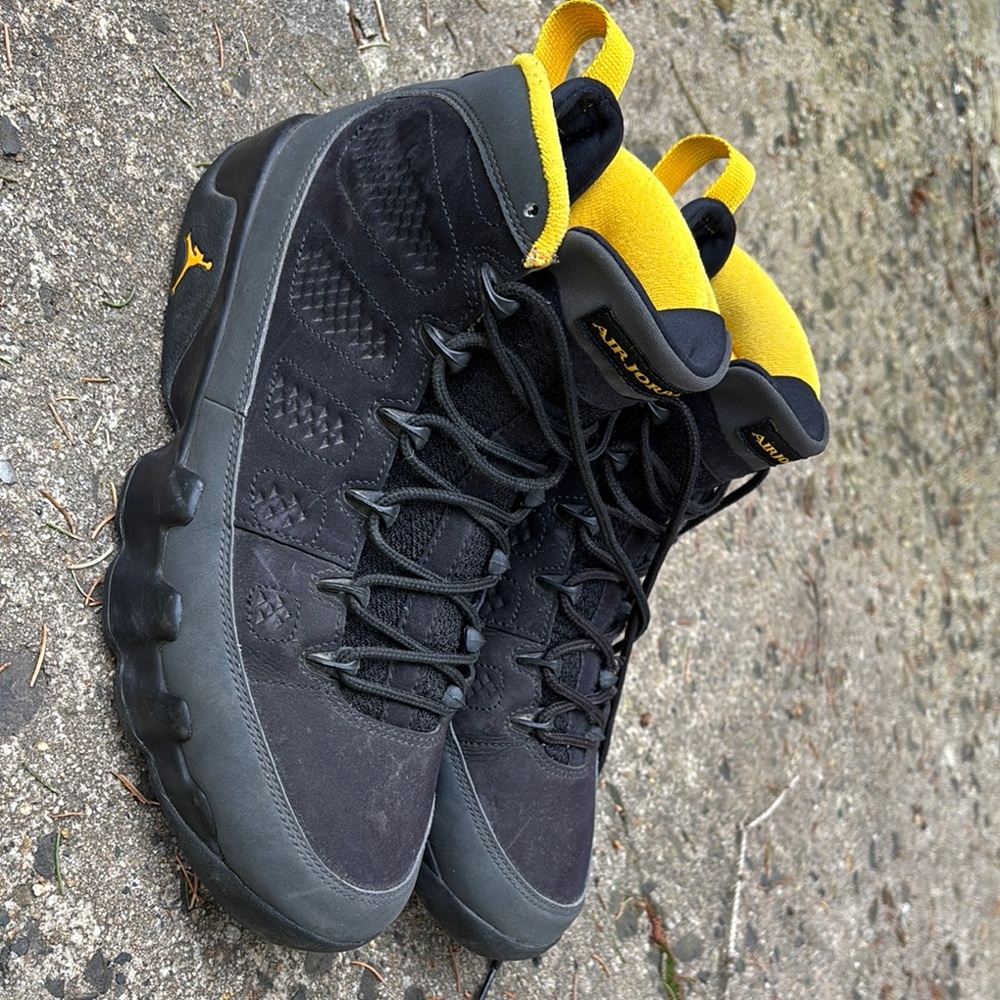 Jordan Black and Yellow High-Top Athletic Shoes